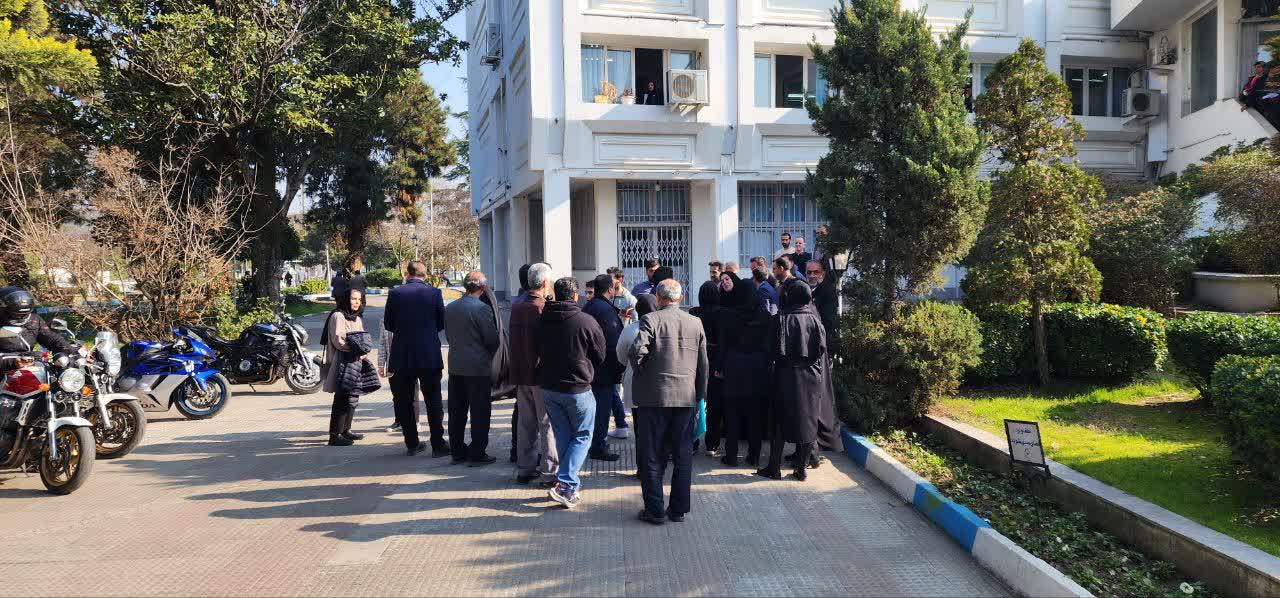 حمل مشعل سومین المپیاد فرهنگی ـ ورزشی کارگری جام کار و تلاش استان در شهرداری بابل
