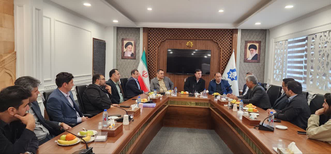 حضور دکتر تیموری، معاون وزیر جهاد کشاورزی و رئیس سازمان منابع طبیعی کشور در شهرداری بابل