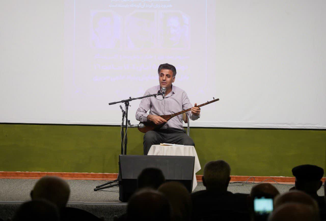 چکامه ی تبری در بابل طنین انداز شد