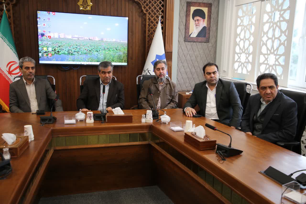 جلسه و بازدید مدیران شهر و اعضای شورای اسلامی شهر ساوه از سامانه جامع خدمات شهری شهرداری بابل