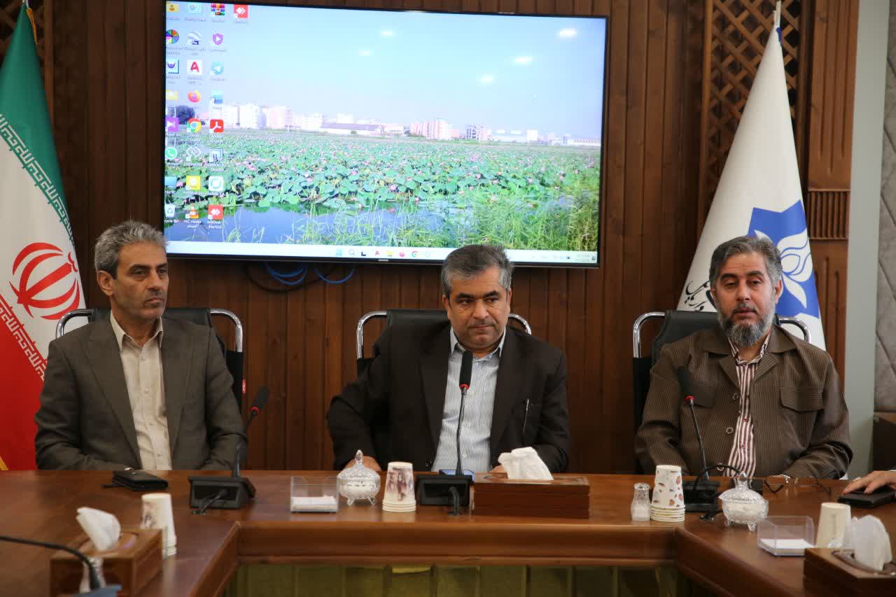جلسه و بازدید مدیران شهر و اعضای شورای اسلامی شهر ساوه از سامانه جامع خدمات شهری شهرداری بابل