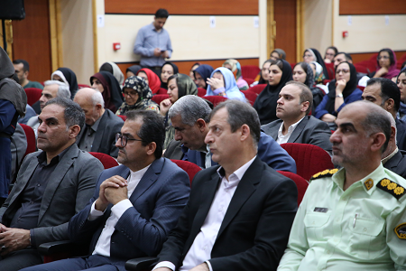 به مناسبت روز جهانی و هفته گردشگری، همایشی با همکاری شهرداری بابل و اداره میراث فرهنگی، گردشگری و صنایع دستی در سالن اجتماعات جمعیت هلال احمر برگزار شد.
