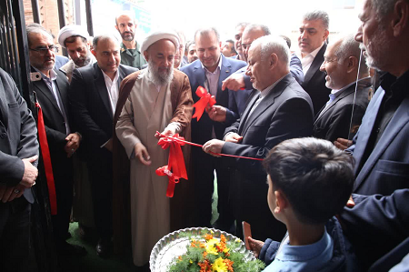 آیین نواختن زنگ آغاز سال تحصیلی با حضور استاندار مازندران در بابل همزمان با بازگشایی مدارس