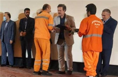 روز جهانی كار و كارگر گرامی باد.