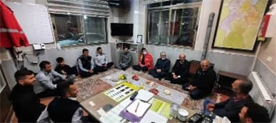 شهردار منتخب بابل ساعاتی از شب یلدا را در کنار آتش نشانان و کارکنان حفاظت فیزیکی گذراند.