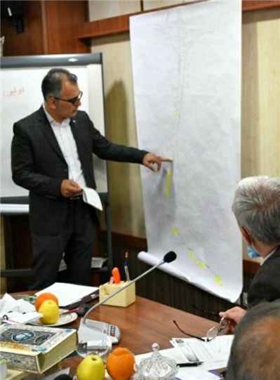 با کمک همکاران متخصص در شهرداری در راستای خدمت به شهروندان تلاش خواهیم کرد