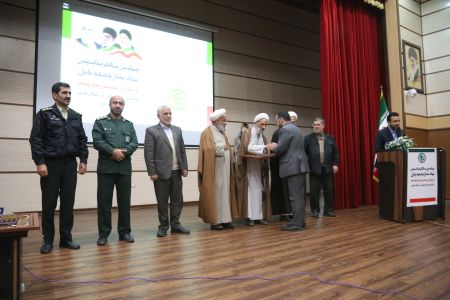 تقدیر از شهردار و شهرداری بابل به پاس تلاش چهل سال خدمت صادقانه به نماز جمعه